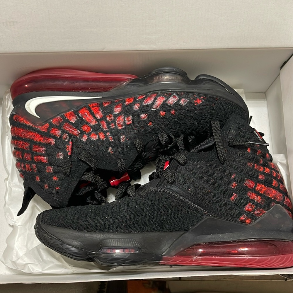 Lebron XVII